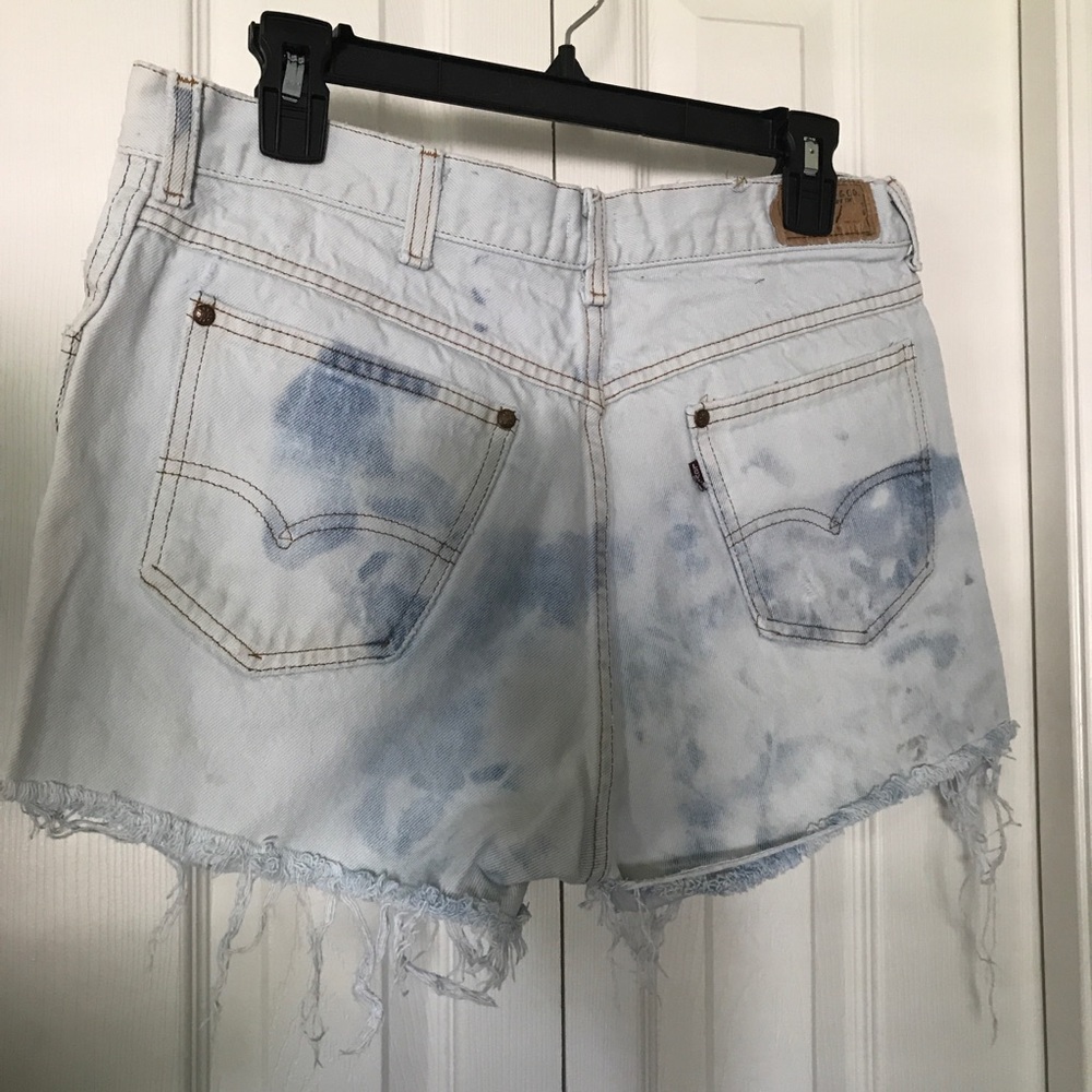 Levi’s Reworked Cutoff Shorts